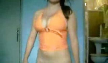 Petite les بعد از سرگرمی در استخر سوپر کس بکن بکن دچار مشاجره شد